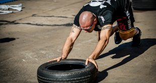 Sport avec un pneu