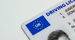 Permis de conduire en plastique de l'Union Européenne. Points du permis de conduire.