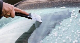 enlever le givre sur la voiture